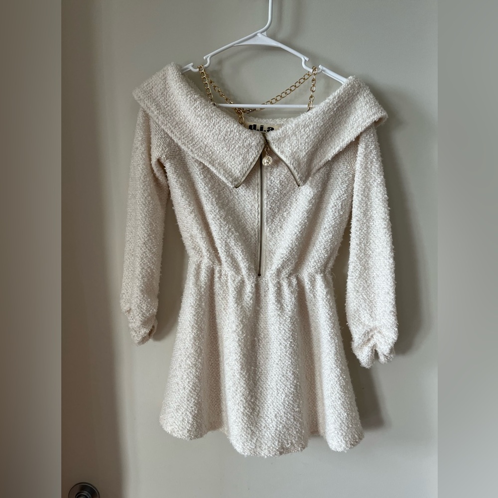 D.I.A fluffy off the shoulder white cream sweater tunic with gold chain DIA